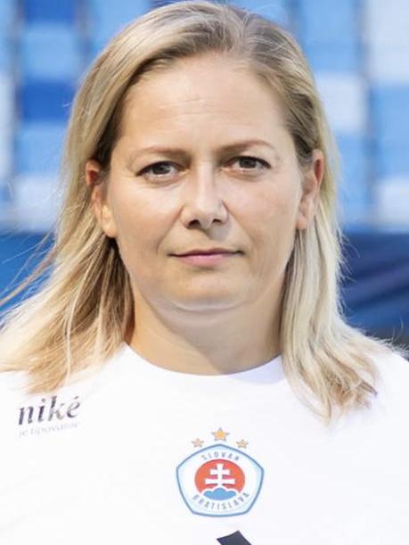 Júlia Vargová