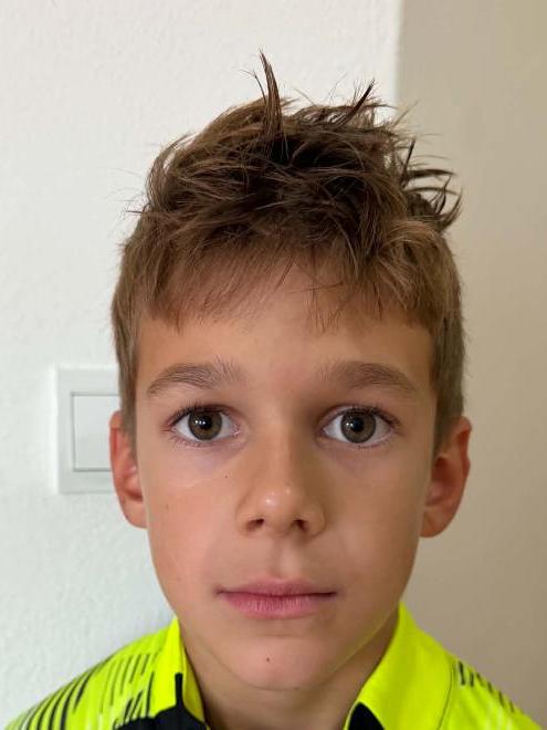 Dávid Oskar Bílý