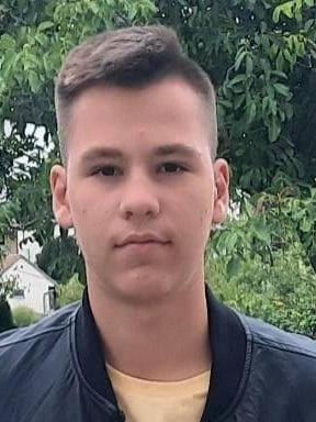 Ádám Tóbli